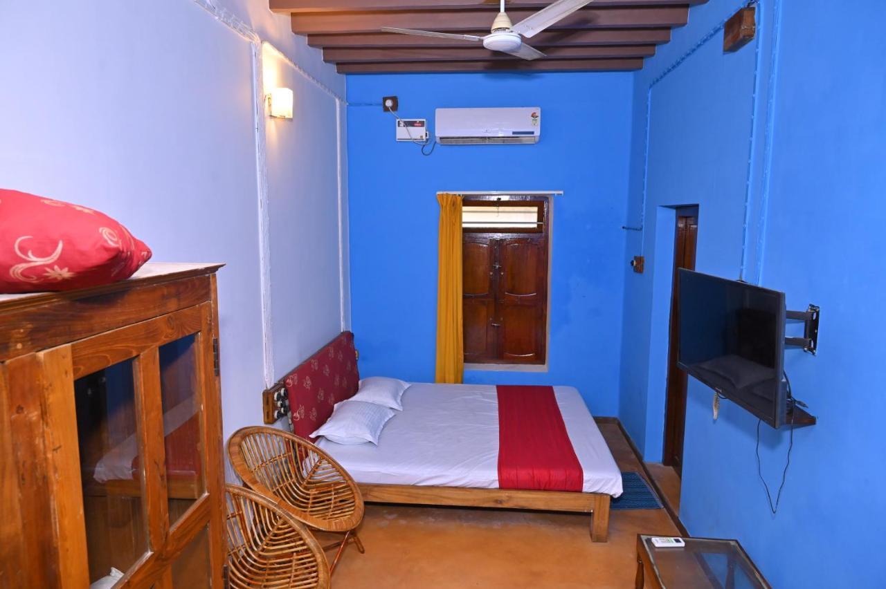 Les Boganveillea Heritage Guest House Ауровил Екстериор снимка