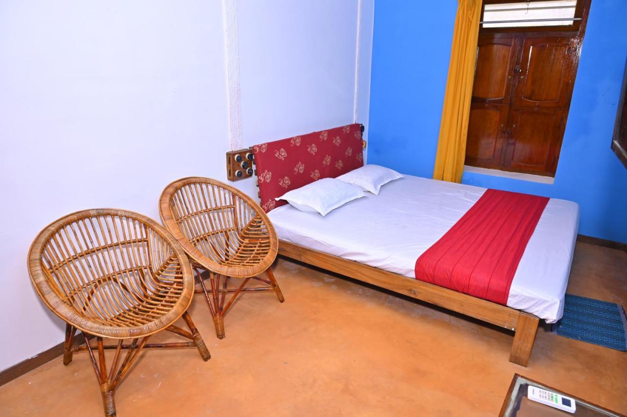 Les Boganveillea Heritage Guest House Ауровил Екстериор снимка