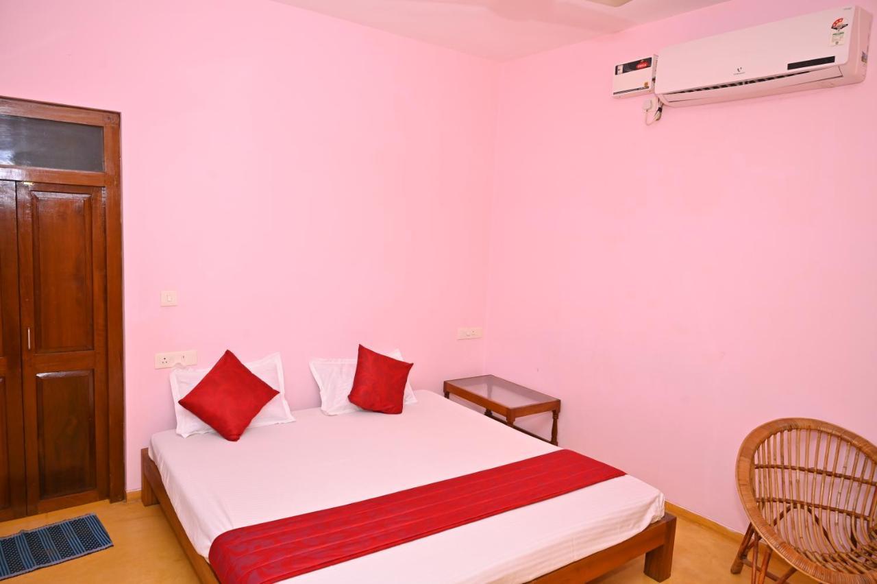Les Boganveillea Heritage Guest House Ауровил Екстериор снимка