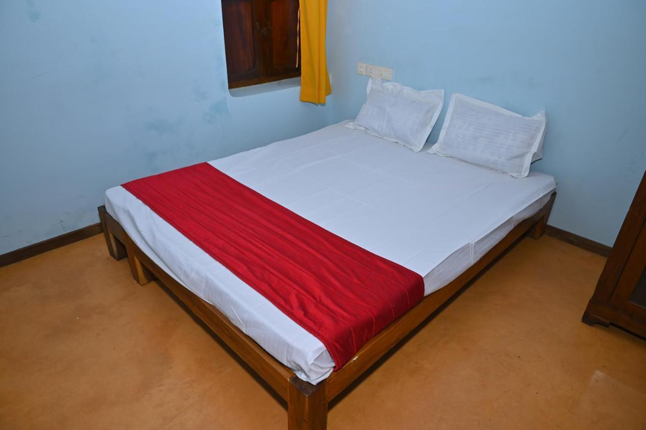 Les Boganveillea Heritage Guest House Ауровил Екстериор снимка